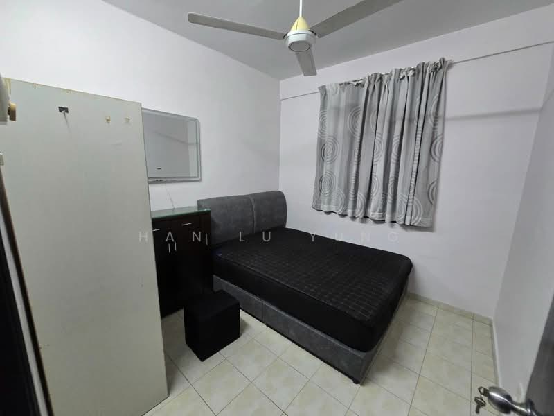 Pangsapuri untuk Disewa di Indah Court Apartment - Han Lu Yung - PropertyGuru.com.my