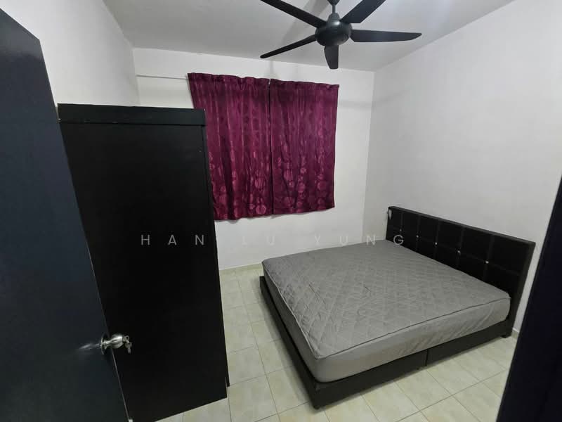 Pangsapuri untuk Disewa di Indah Court Apartment - Han Lu Yung - PropertyGuru.com.my
