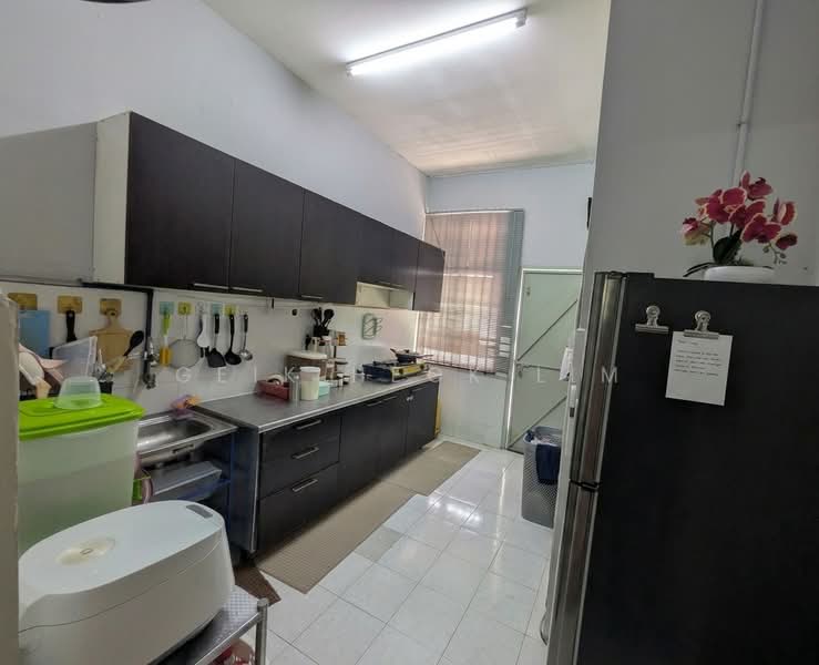 1-storey Terraced House for Rent in Taman Seruling Emas (Sungai Jawi) - Geik Heok Lim - Kitchen - PropertyGuru.com.my