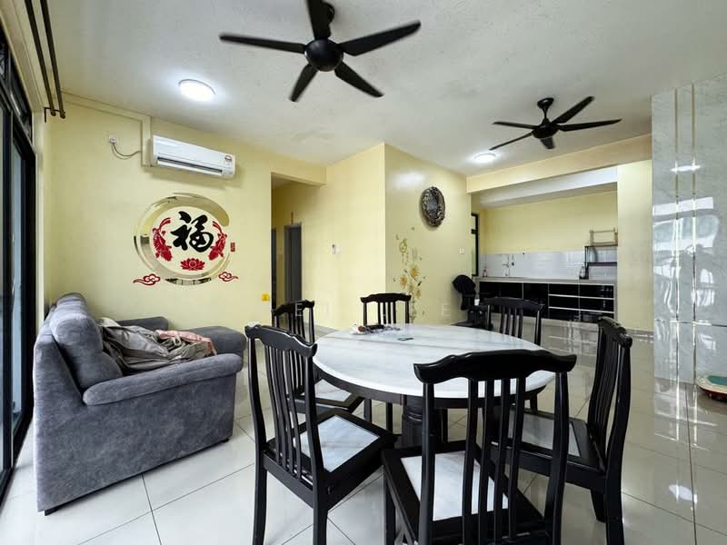Pangsapuri untuk Disewa di Austin Regency (Pangsapuri Austin Perdana) - Mei Lee - Living Room - PropertyGuru.com.my