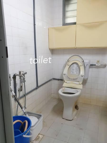 Apartment for Rent at Dahlia Apartment - Darren Chan - Bathroom - PropertyGuru.com.my