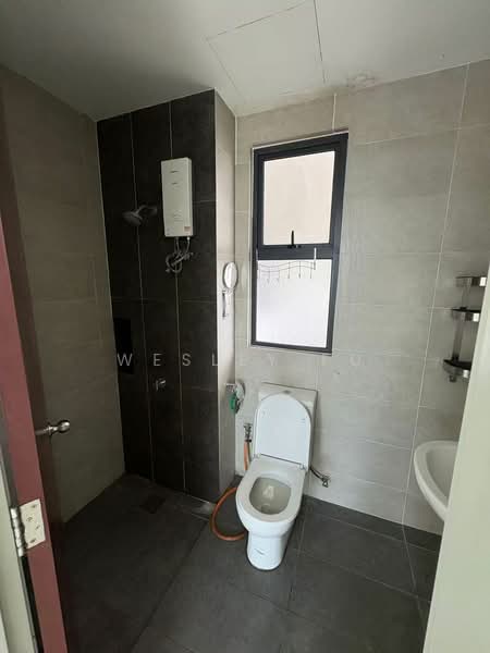 Kondominium untuk Dijual di Lido Residency - Wesley Fu - Bathroom - PropertyGuru.com.my