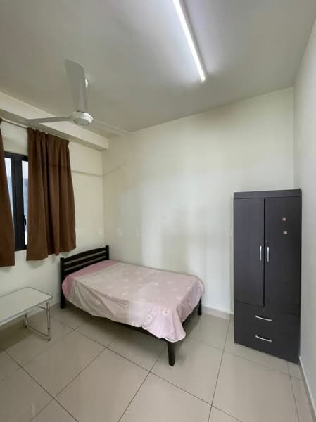 Kondominium untuk Dijual di Lido Residency - Wesley Fu - Bedroom - PropertyGuru.com.my