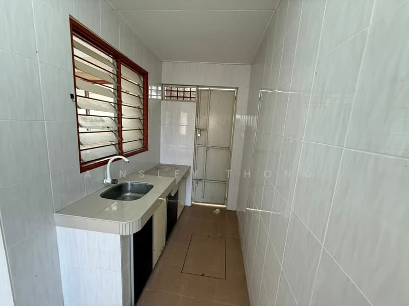 Rumah Teres 2 Tingkat untuk Dijual di Taman Rasi (Menglembu) - Ainsley Thong - Kitchen - PropertyGuru.com.my