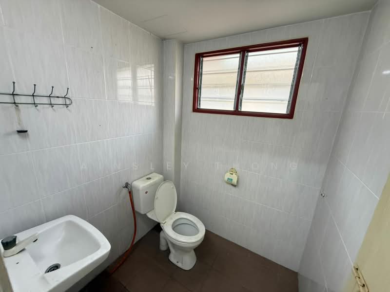 Rumah Teres 2 Tingkat untuk Dijual di Taman Rasi (Menglembu) - Ainsley Thong - Bathroom - PropertyGuru.com.my
