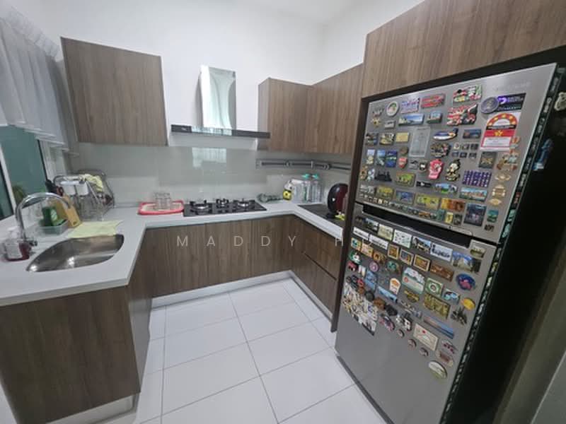 Condominium for Sale at La Thea Residences - Maddy Ho - Kitchen - PropertyGuru.com.my