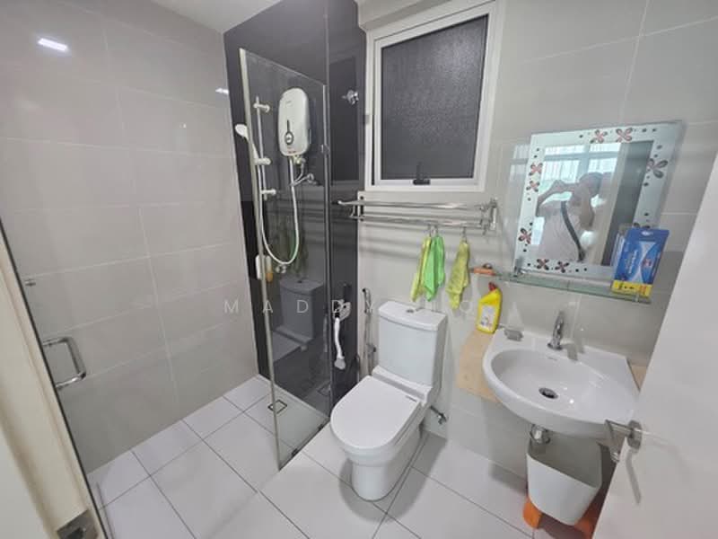 Condominium for Sale at La Thea Residences - Maddy Ho - Bathroom - PropertyGuru.com.my