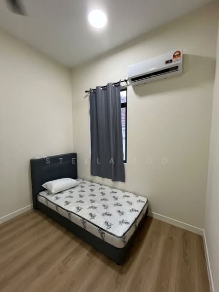 2-storey Terraced House for Rent in Dengkil (Selangor) - Stella Foo - Bedroom - PropertyGuru.com.my