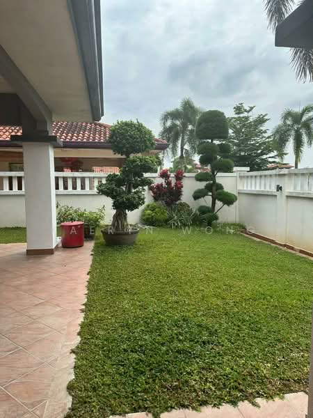 Bungalow for Sale in Bandar Damai Perdana (Cheras) - Kaeryn Wong - Garden - PropertyGuru.com.my