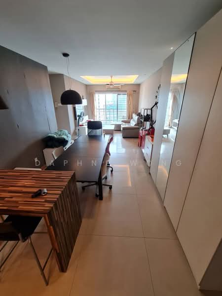 Servis Apartment untuk Dijual di Kuchai Avenue - Daphne Wong - Living Room - PropertyGuru.com.my