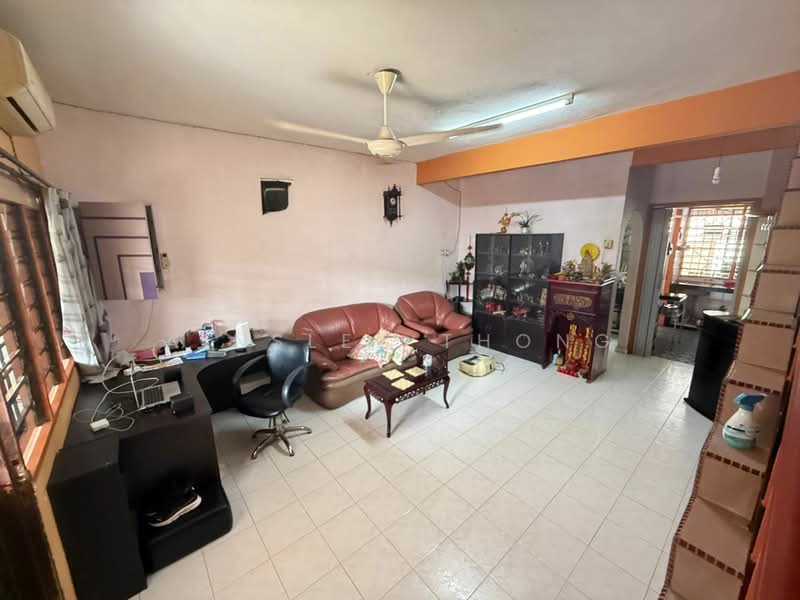 Rumah Teres 1.5 Tingkat untuk Dijual di Bercham (Ipoh) - Ainsley Thong - Living Room - PropertyGuru.com.my