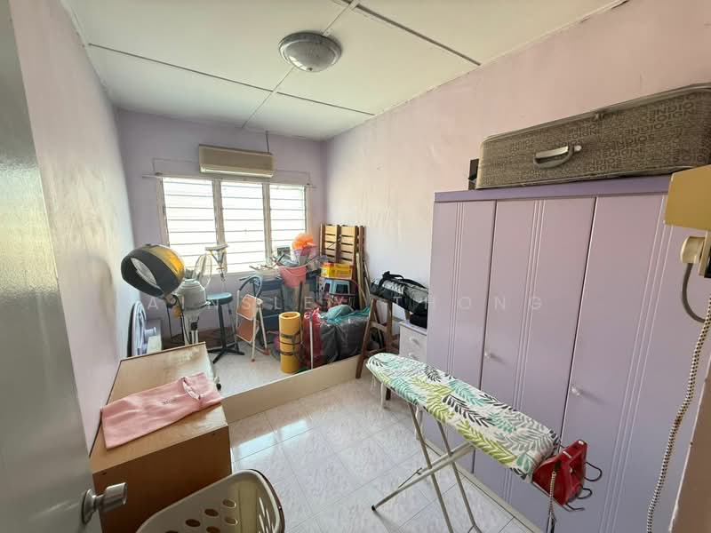Rumah Teres 1.5 Tingkat untuk Dijual di Bercham (Ipoh) - Ainsley Thong - Bedroom - PropertyGuru.com.my