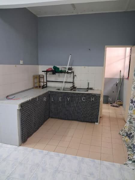 Flat for Rent at Apartment Minang Ria 1 - Shirley Chan - Kitchen - PropertyGuru.com.my