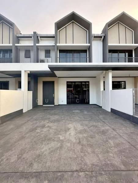 2-storey Terraced House for Sale in Bandar Bukit Raja (Klang) - Louis Chan - Exterior - PropertyGuru.com.my