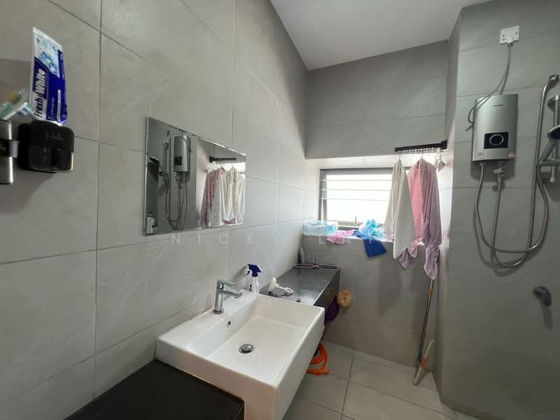 Semi-Detached House for Sale in Kota Emerald (Rawang) - Nicky Lai - Bathroom - PropertyGuru.com.my