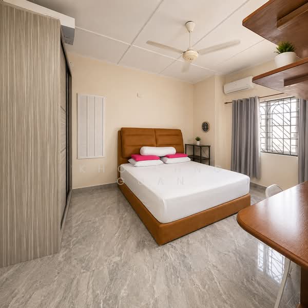 Semi-Detached House for Sale in Bandar Country Homes (Rawang) - Kho Chng Guan - Bedroom - PropertyGuru.com.my