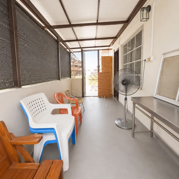 Semi-Detached House for Sale in Bandar Country Homes (Rawang) - Kho Chng Guan - Corridor - PropertyGuru.com.my