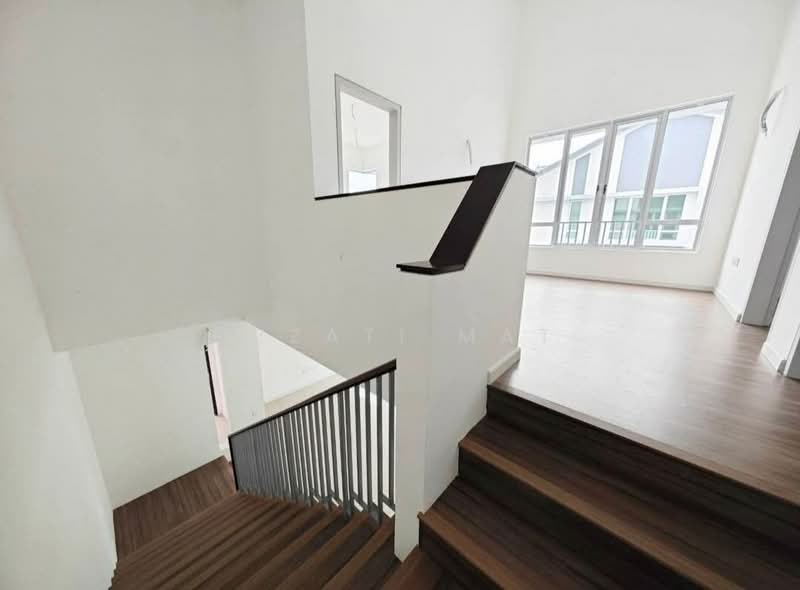 Rumah Teres 2 Tingkat untuk Dijual di Bandar Serenia (Dengkil) - Izzati Mat - Interior - PropertyGuru.com.my