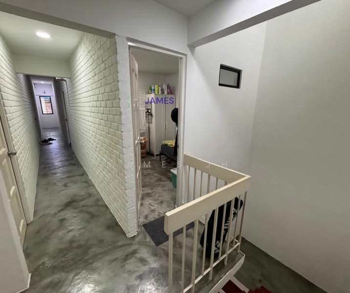 2-storey Terraced House for Sale in SS14 (Subang Jaya) - James JH - Corridor - PropertyGuru.com.my