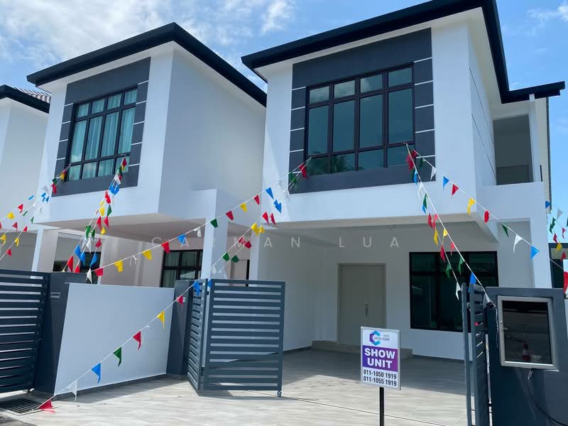 Rumah Teres 2 Tingkat untuk Dijual di Taman Cheng Indah (Cheng) - Carman Lua - Exterior - PropertyGuru.com.my