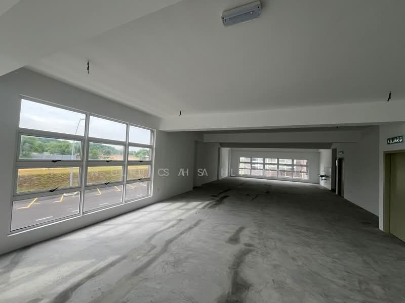 Kedai untuk Disewa di Shah Alam (Selangor) - Lucas Lim - Interior - PropertyGuru.com.my