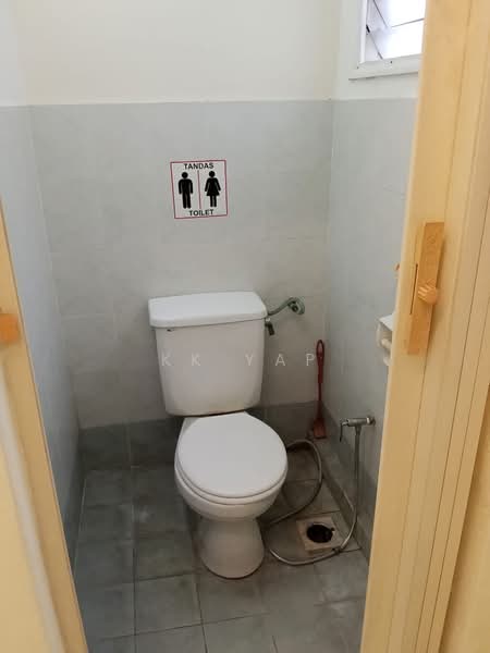 Pangsapuri untuk Disewa di Arena Green - KK Yap - Bathroom - PropertyGuru.com.my