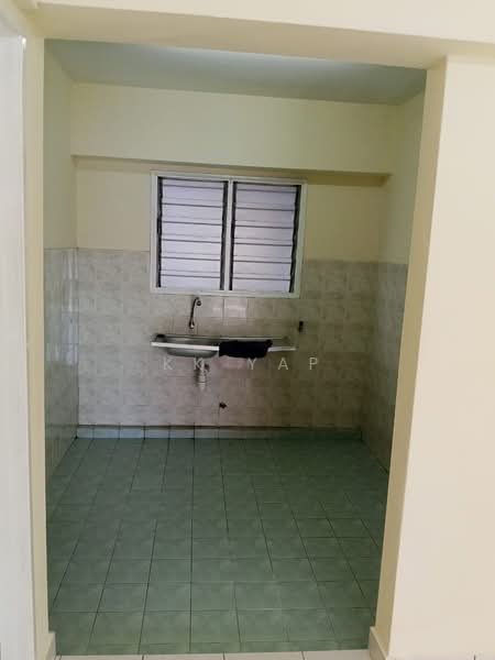 Pangsapuri untuk Disewa di Arena Green - KK Yap - Kitchen - PropertyGuru.com.my
