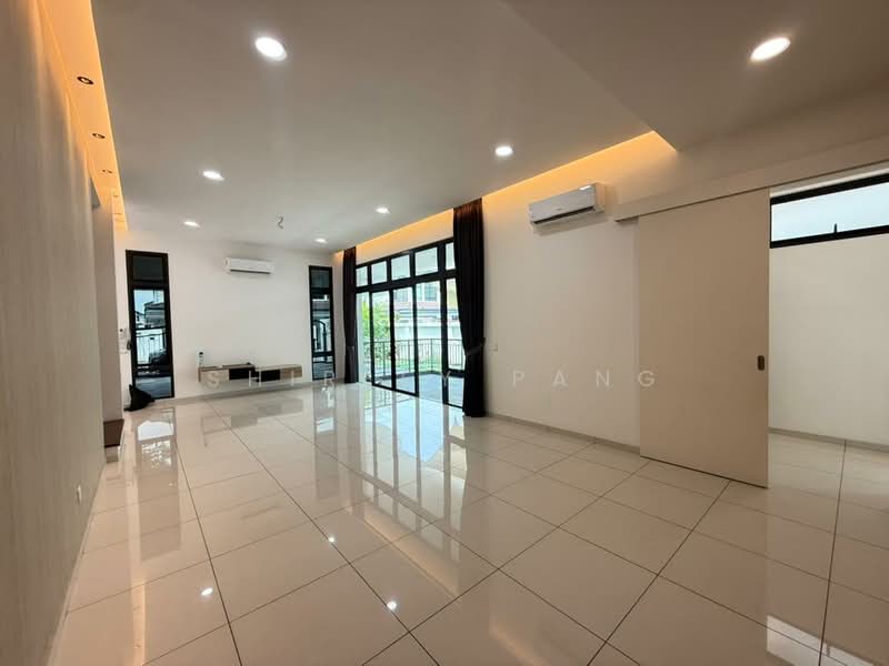 Cluster House for Sale in Eco Botanic (Iskandar Puteri (Nusajaya)) - Shirley Pang - Living Room - PropertyGuru.com.my