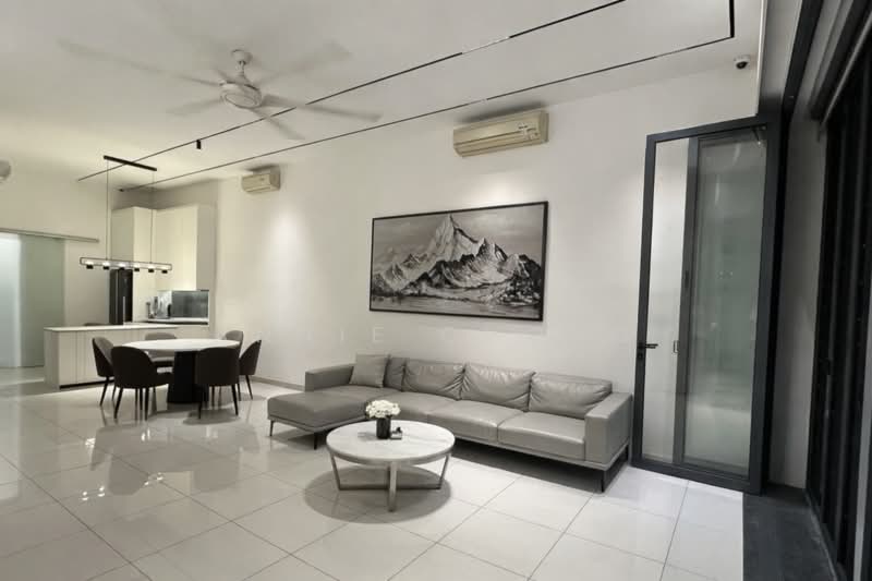 3-storey Terraced House for Sale in Taman Puncak Jalil (Seri Kembangan) - Annie Chong - Living Room - PropertyGuru.com.my