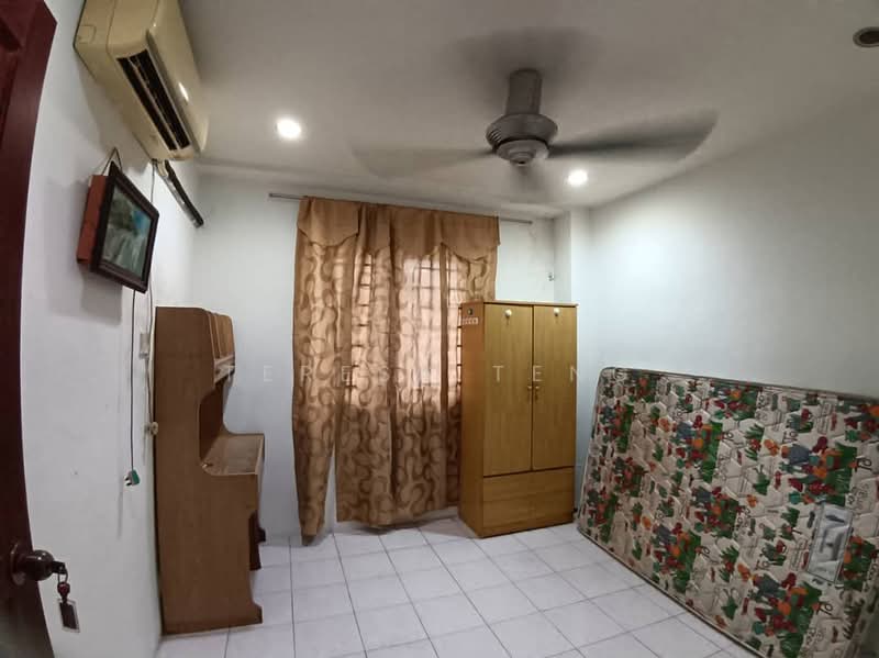 2-storey Terraced House for Rent in Taman Sentosa (Klang) - Teresa Teng - Bedroom - PropertyGuru.com.my