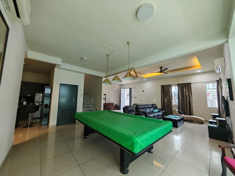 Rumah Berkembar untuk Dijual di Taman Kempas Utama (Tebrau) - William Tay - Living Room - PropertyGuru.com.my