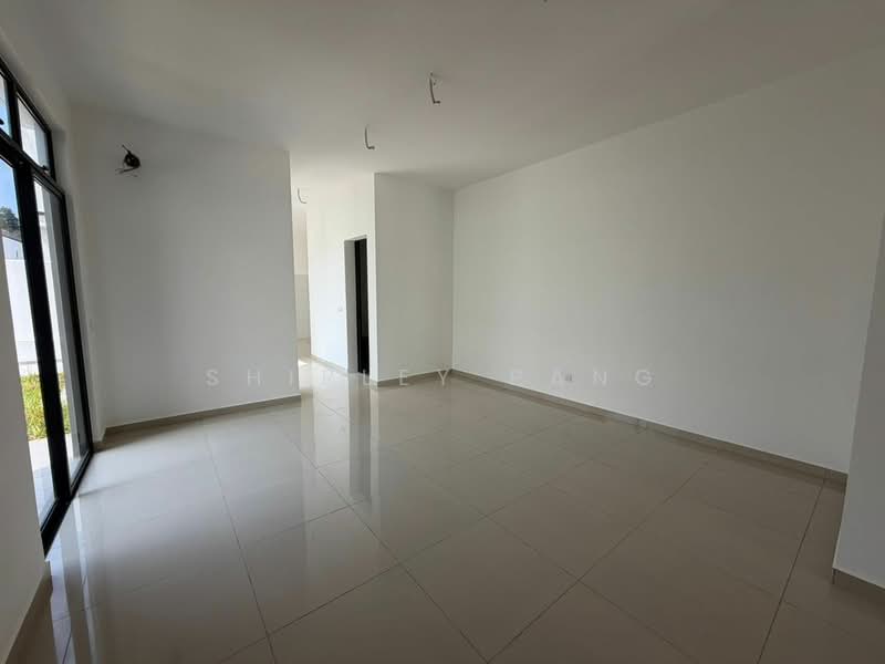 Cluster House for Sale in Iskandar Puteri (Nusajaya) (Johor) - Shirley Pang - Living Room - PropertyGuru.com.my