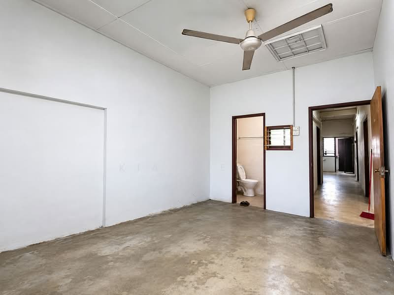 1-storey Terraced House for Sale in Taman Orkid (Kapar) - Kian Leap - Interior - PropertyGuru.com.my
