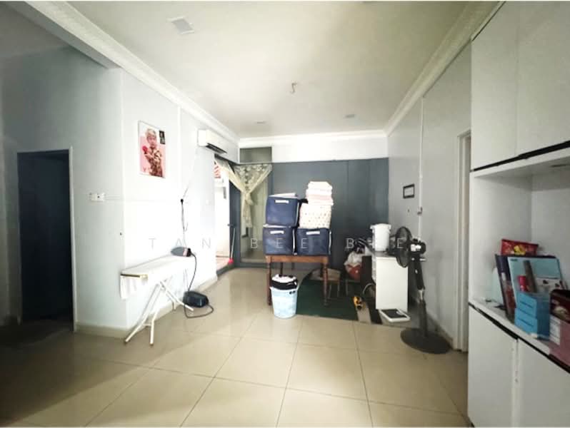 Cluster House for Sale in Austin Heights (Tebrau) - Tan Bee Bee - Living Room - PropertyGuru.com.my
