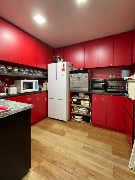 Service Residence for Sale at Diamond Residences - Wyking Mak - Kitchen - PropertyGuru.com.my