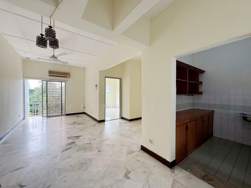 Pangsapuri untuk Dijual di Pelangi Court - Penny Chia - Living Room - PropertyGuru.com.my