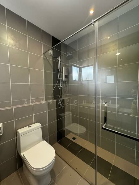 Rumah Teres 2 Tingkat untuk Dijual di Kepala Batas (Penang) - Azura Ghani - Bathroom - PropertyGuru.com.my