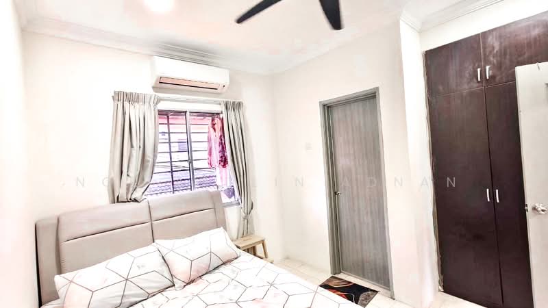 Rumah Teres 2 Tingkat untuk Dijual di Taman Universiti (Bangi) - Nor Azdlin Adnan - PropertyGuru.com.my