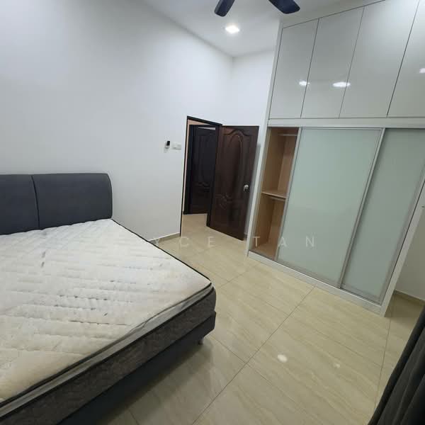 Cluster House for Rent in Taman Mutiara Mas (Skudai) - Joyce Tan - Bedroom - PropertyGuru.com.my