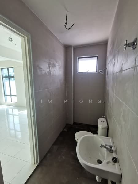 2-storey Terraced House for Sale in Ayer Keroh (Melaka) - Tim Piong - Bathroom - PropertyGuru.com.my