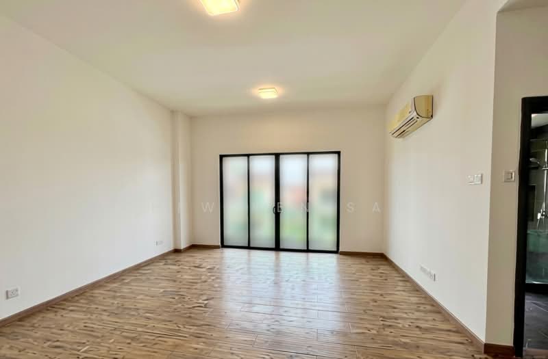 Semi-Detached House for Sale in Taman Bukit Serdang (Seri Kembangan) - Chew Ken San - Interior - PropertyGuru.com.my