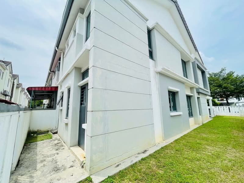 2-storey Terraced House for Sale in Alam Impian (Shah Alam) - Firdaus Husin - Exterior - PropertyGuru.com.my