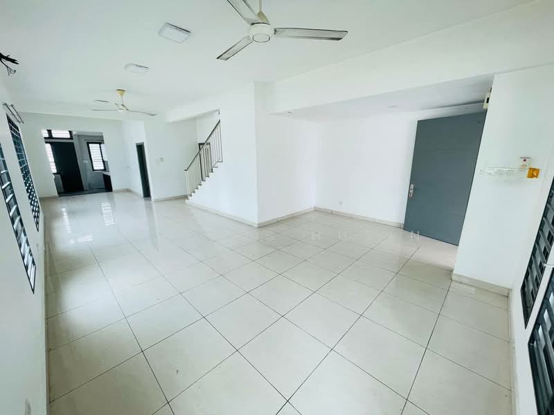 2-storey Terraced House for Sale in Alam Impian (Shah Alam) - Firdaus Husin - Living Room - PropertyGuru.com.my