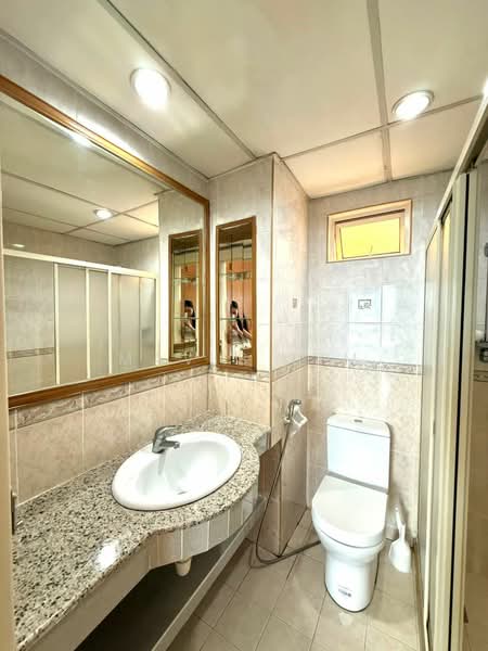 Condominium for Rent at Gold Coast Resort Condominium - Mavis Lim - Bathroom - PropertyGuru.com.my