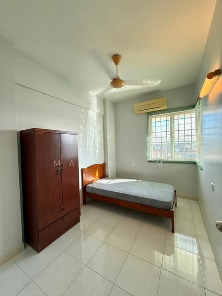 Condominium for Rent at Gold Coast Resort Condominium - Mavis Lim - Bedroom - PropertyGuru.com.my