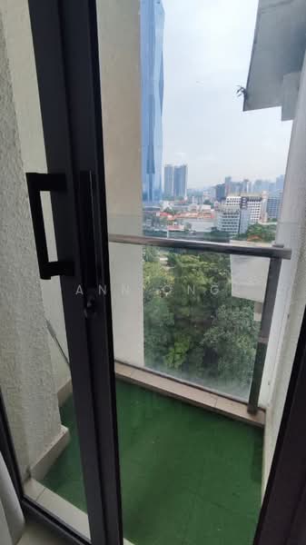 Servis Apartment untuk Disewa di Suasana Bukit Ceylon / Raja Chulan Residences - Ann Ong - Balcony - PropertyGuru.com.my