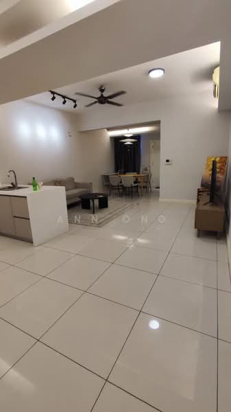 Servis Apartment untuk Disewa di Suasana Bukit Ceylon / Raja Chulan Residences - Ann Ong - Living Room - PropertyGuru.com.my