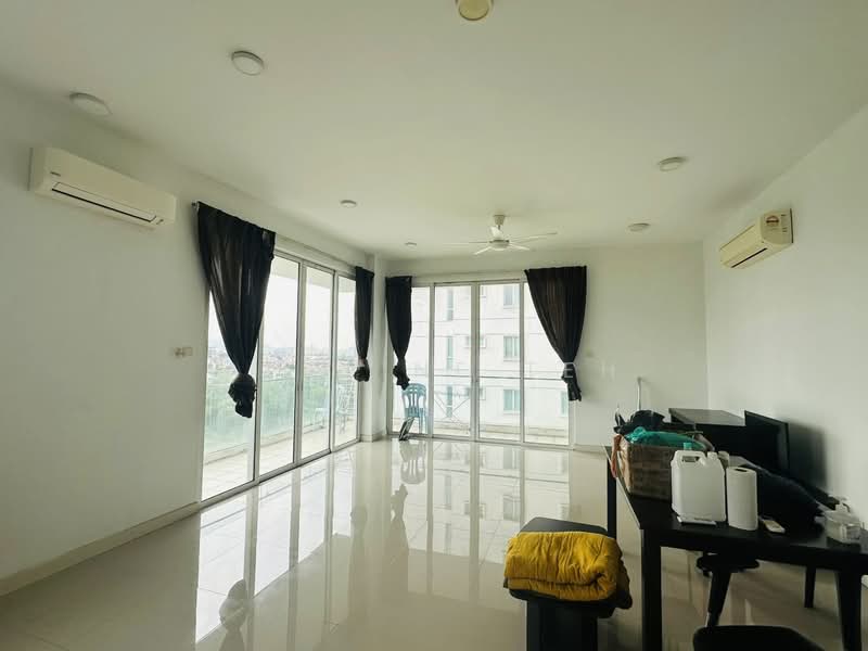 Kondominium untuk Dijual di Le Yuan Residence - Adeline Teh - Living Room - PropertyGuru.com.my