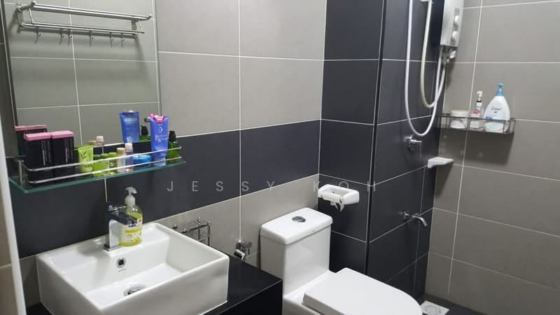 Apartment for Rent at M Condominium @ Larkin - Jessy Koh - Bathroom - PropertyGuru.com.my