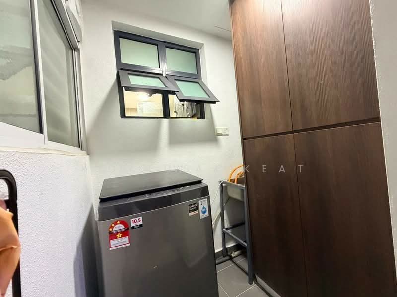 Kondominium untuk Disewa di Ascenda Residence @ Skyarena - Kong Wai Keat - Balcony - PropertyGuru.com.my